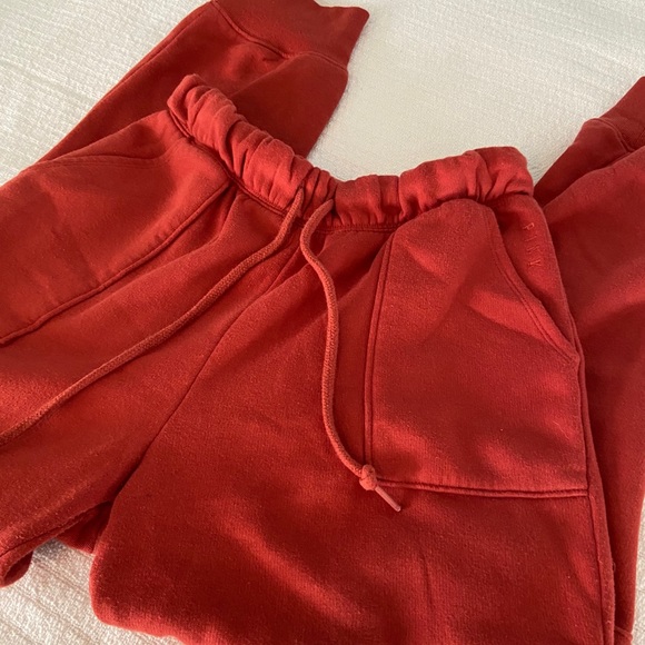 Sweats - Picture 1 of 3